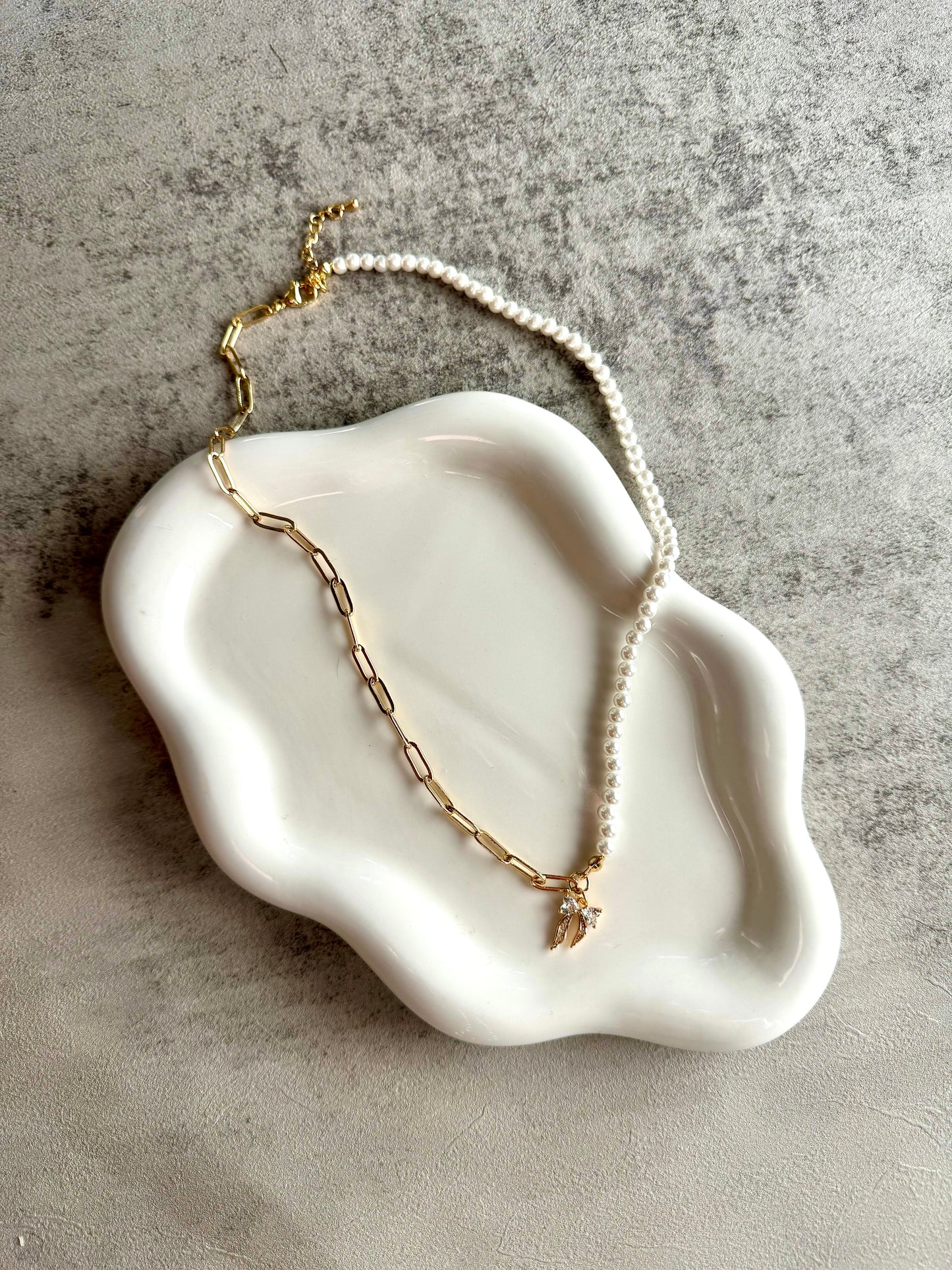 andthenLB x harp&willow Pearl Chain Necklace