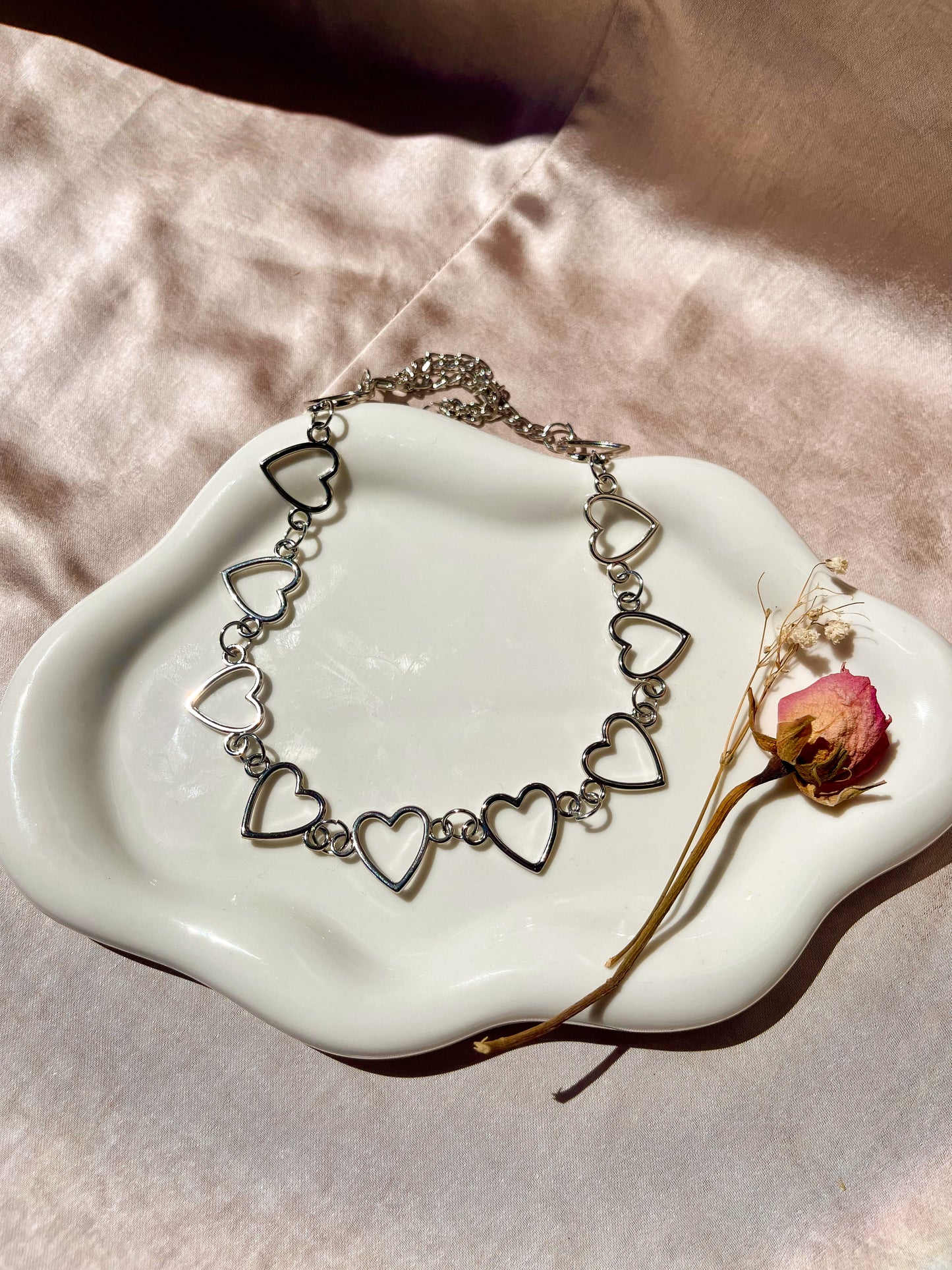 Hollow Heart Choker