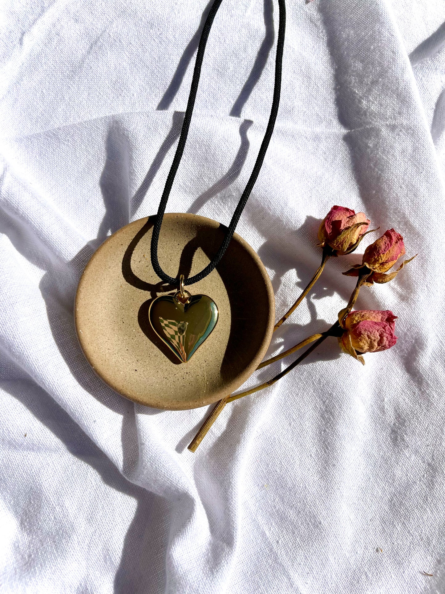 Flat Gold Heart Corded Choker